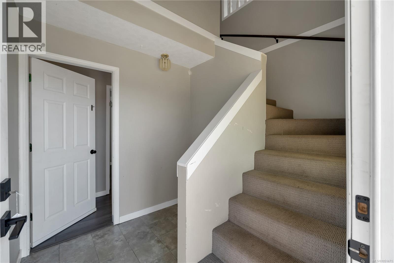 531 Savary Cres Property Photo 27