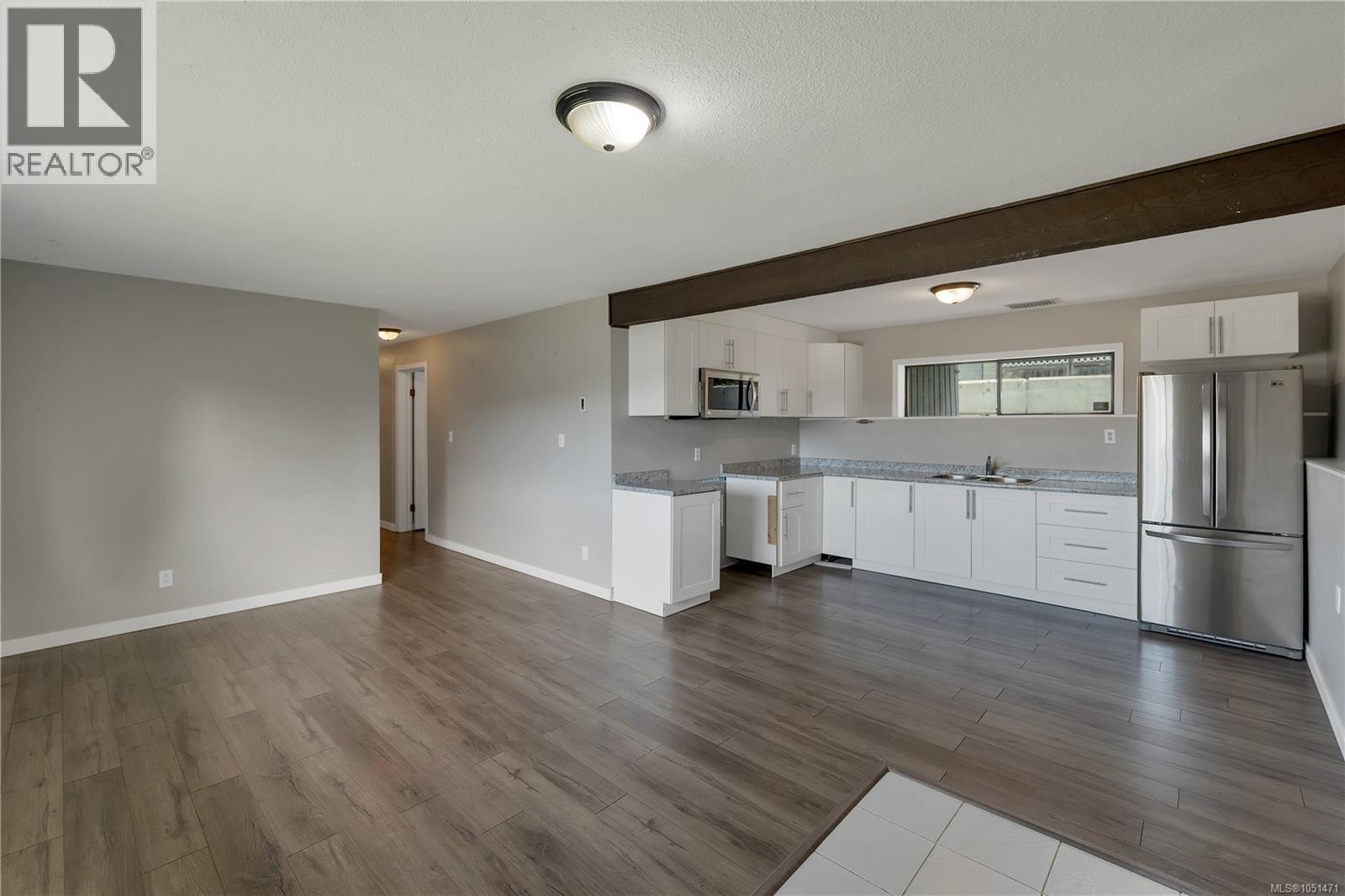531 Savary Cres Property Photo 34