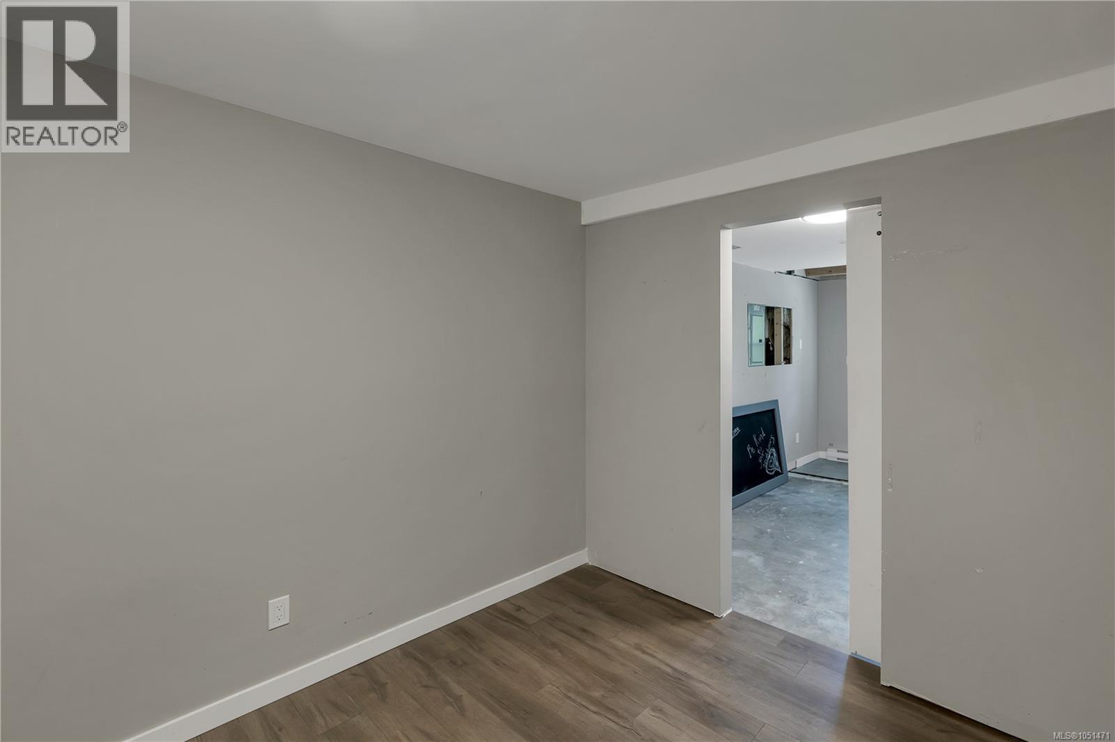 531 Savary Cres Property Photo 43