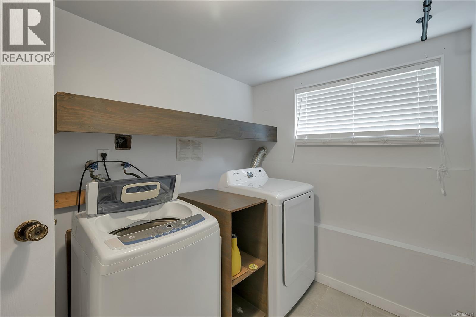 531 Savary Cres Property Photo 44