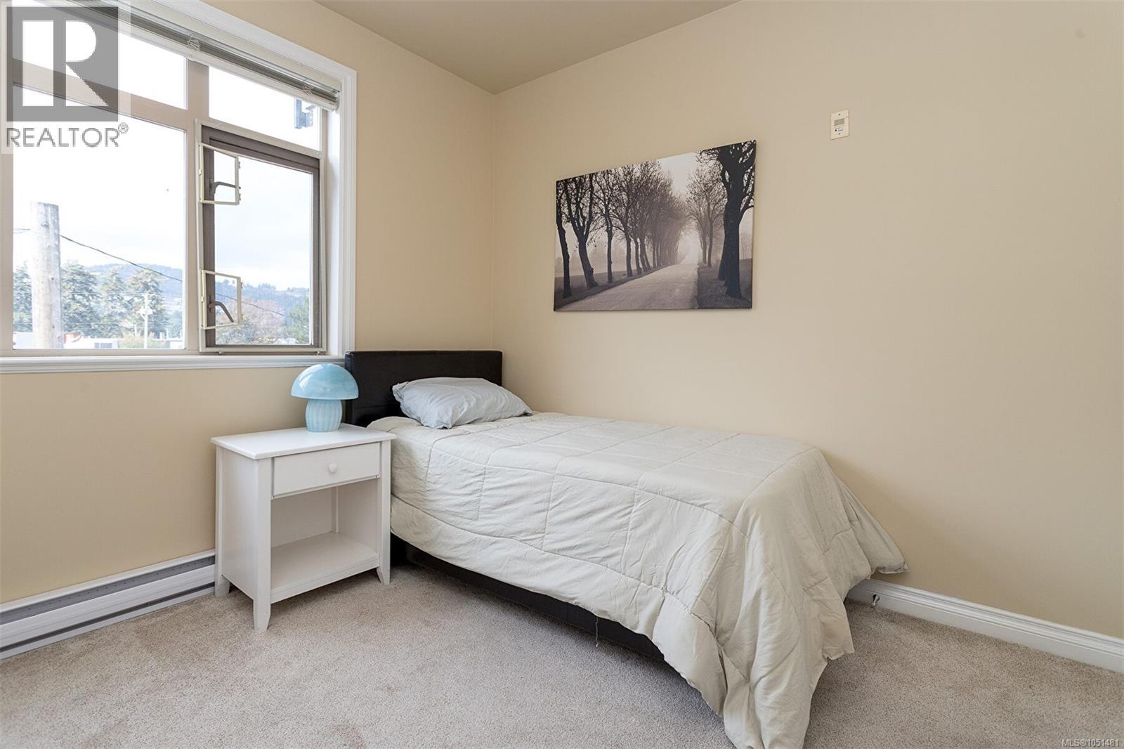 204 866 Goldstream Ave Property Photo 19