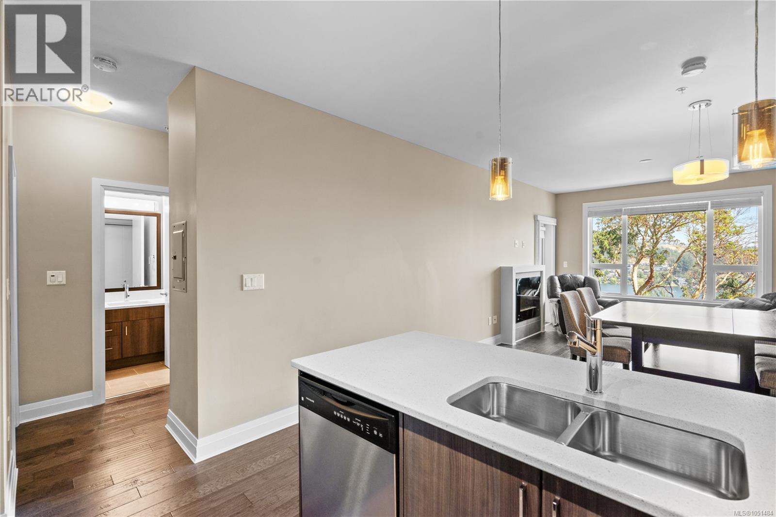 313 1145 Sikorsky Rd Property Photo 17