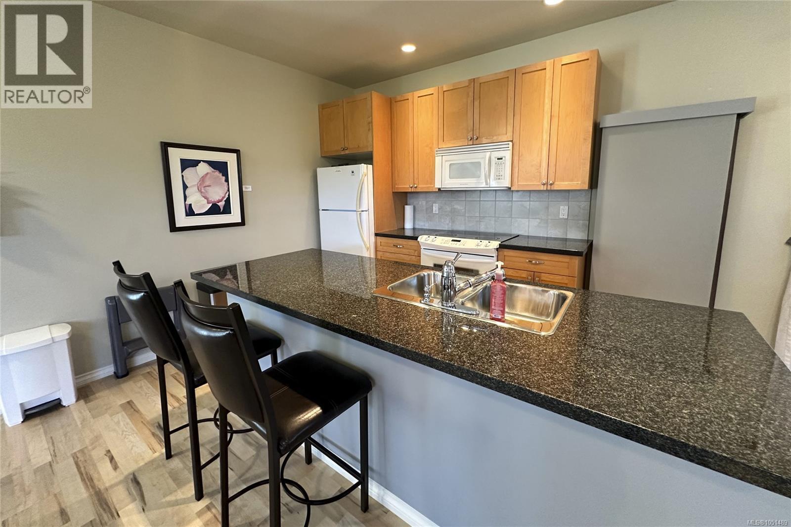 211 399 Wembley Rd Property Photo 32