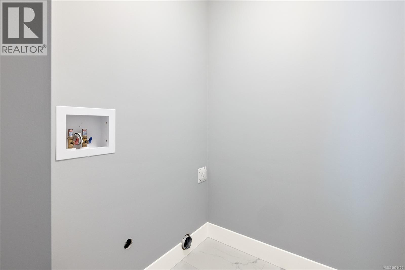 153 Elk Rd Property Photo 18