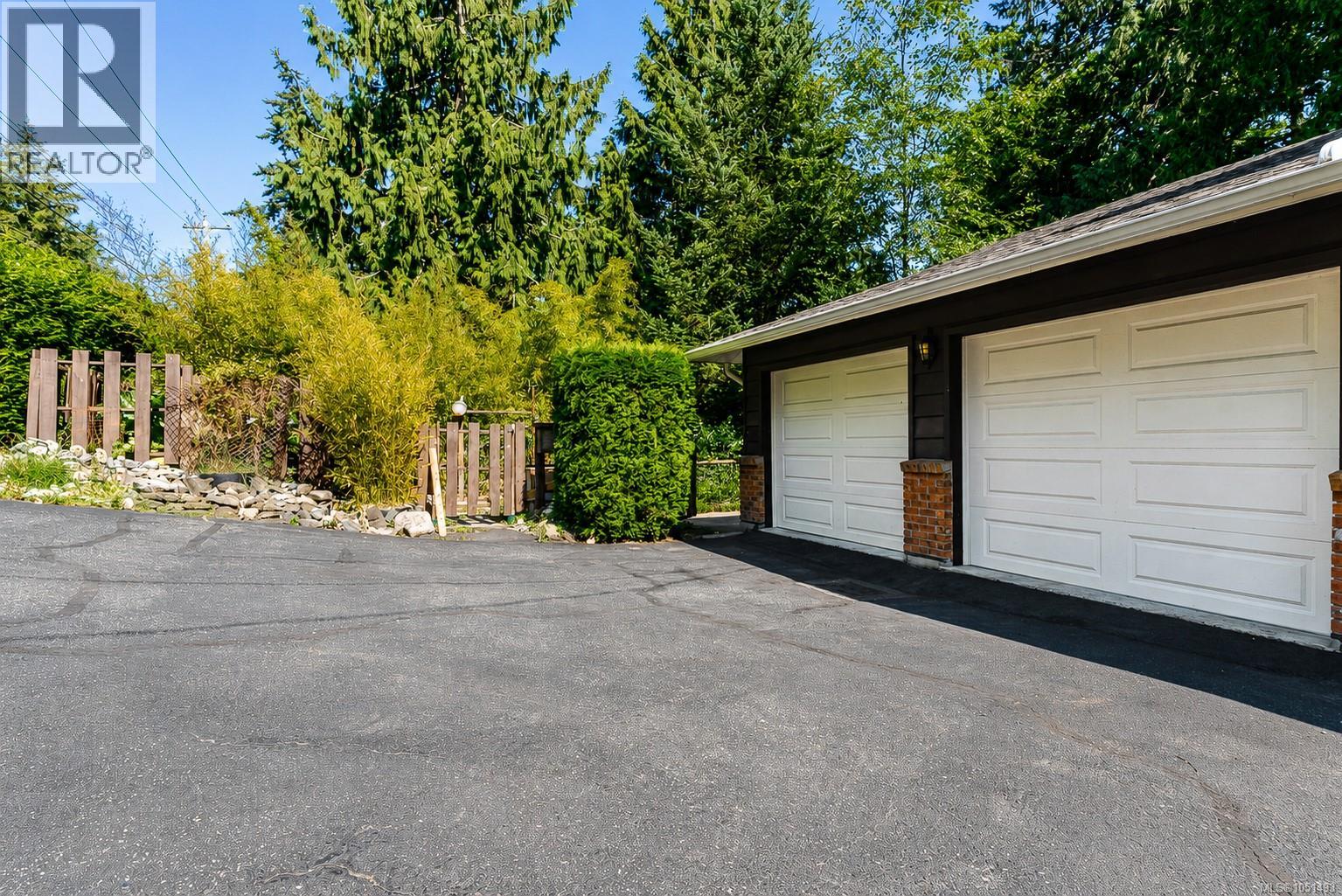 1970 Lands End Rd Property Photo 47