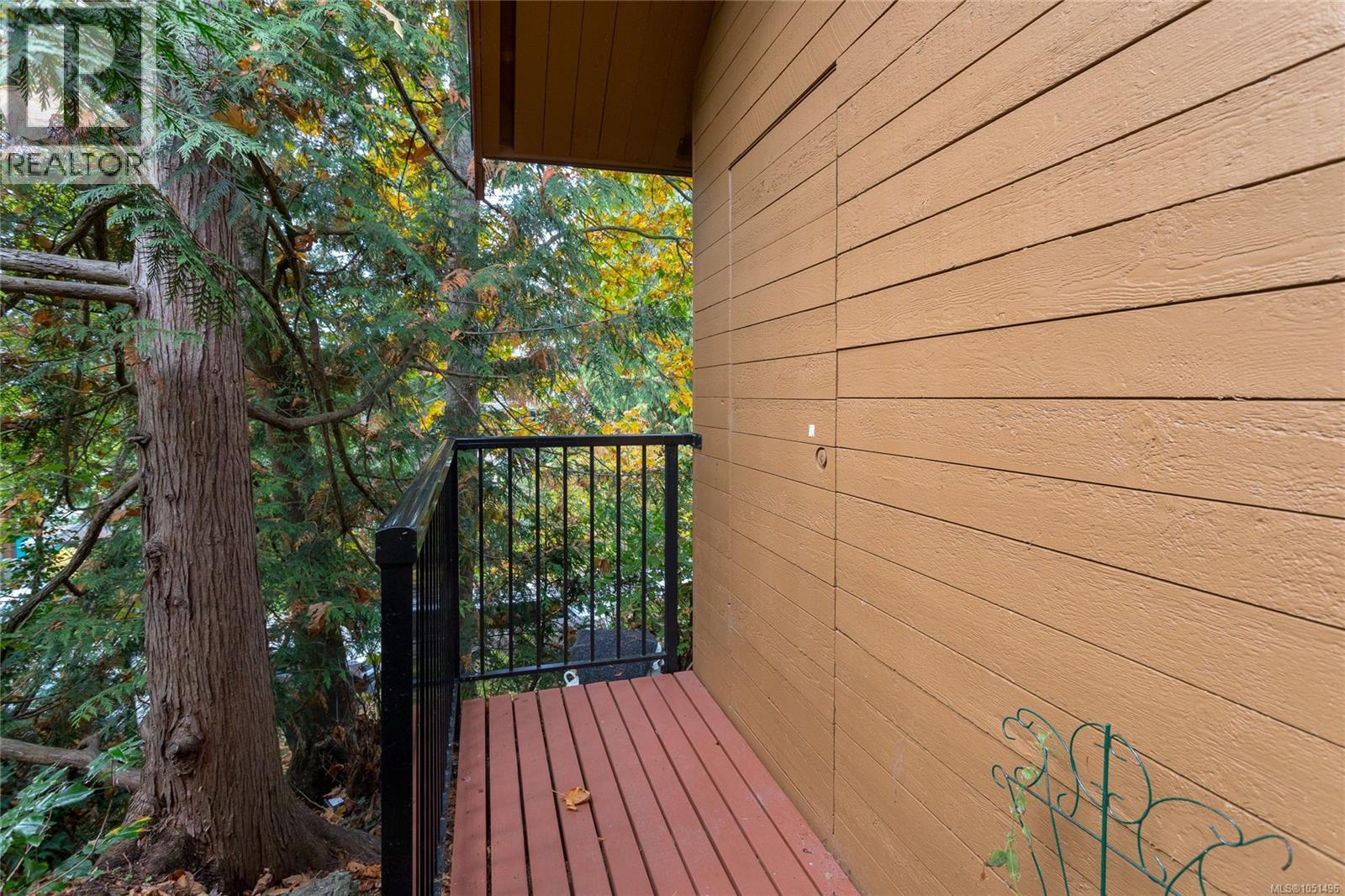 401 2341 Harbour Rd Property Photo 24