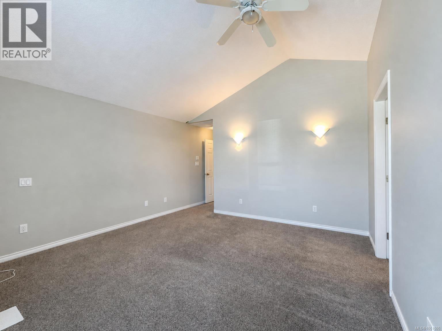 6083 Sierra Way Property Photo 15