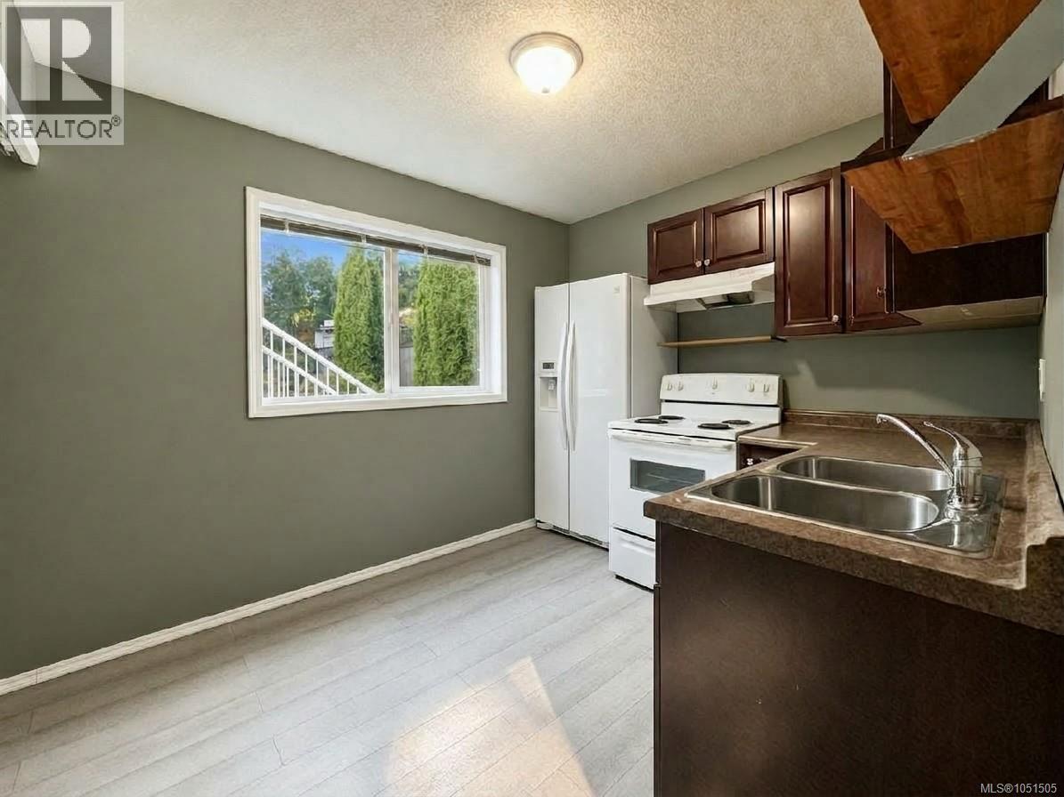 6083 Sierra Way Property Photo 20
