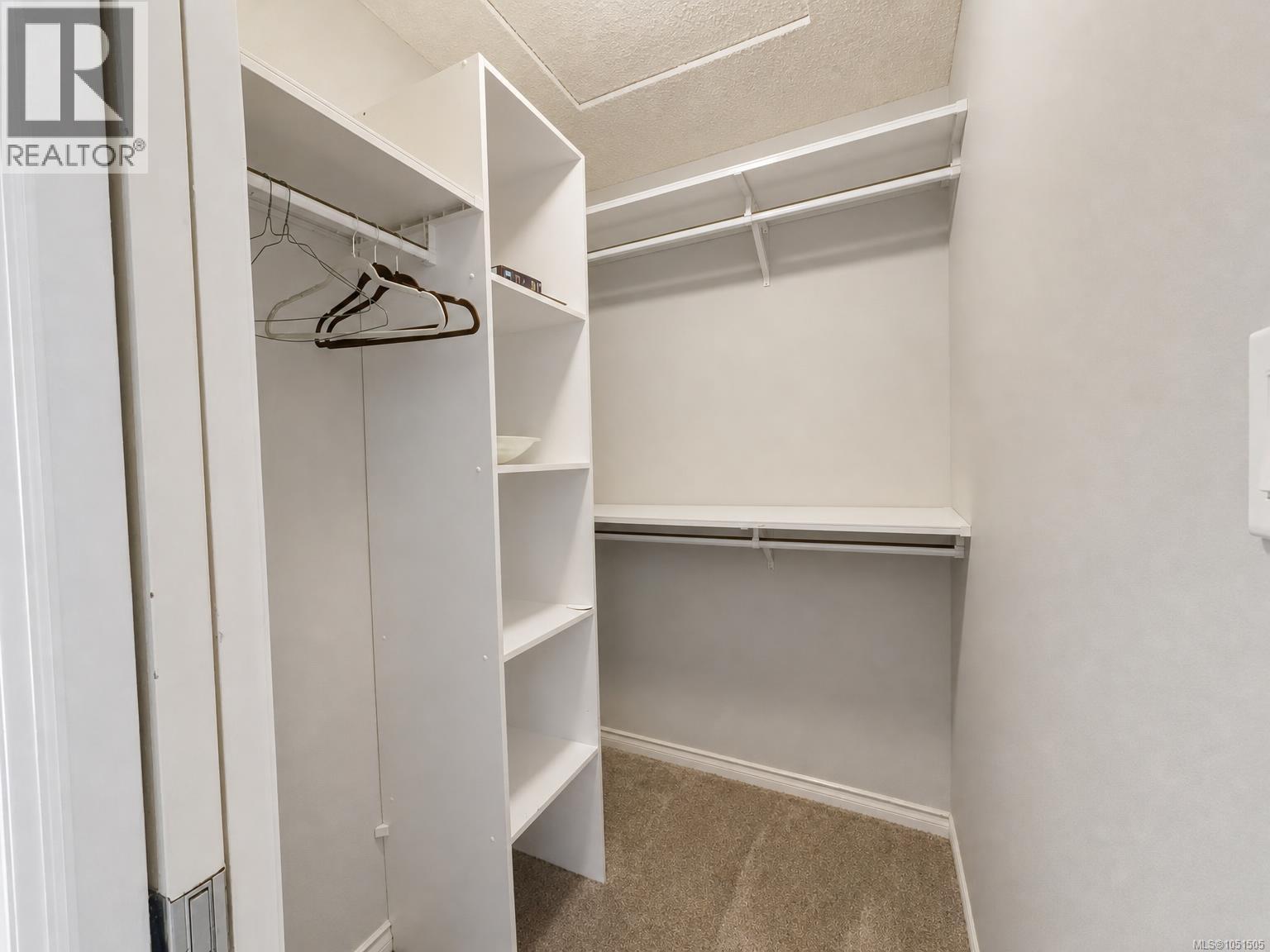 6083 Sierra Way Property Photo 29