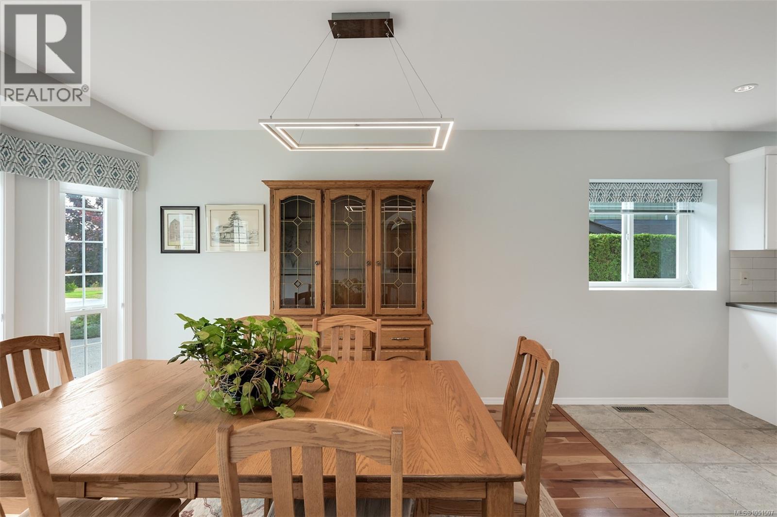 1309 Layritz Pl Property Photo 11