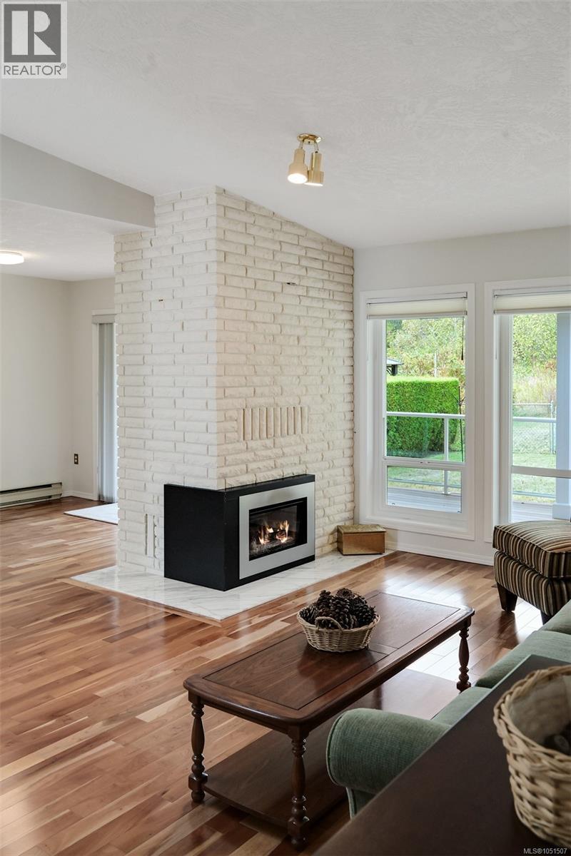 1309 Layritz Pl Property Photo 21