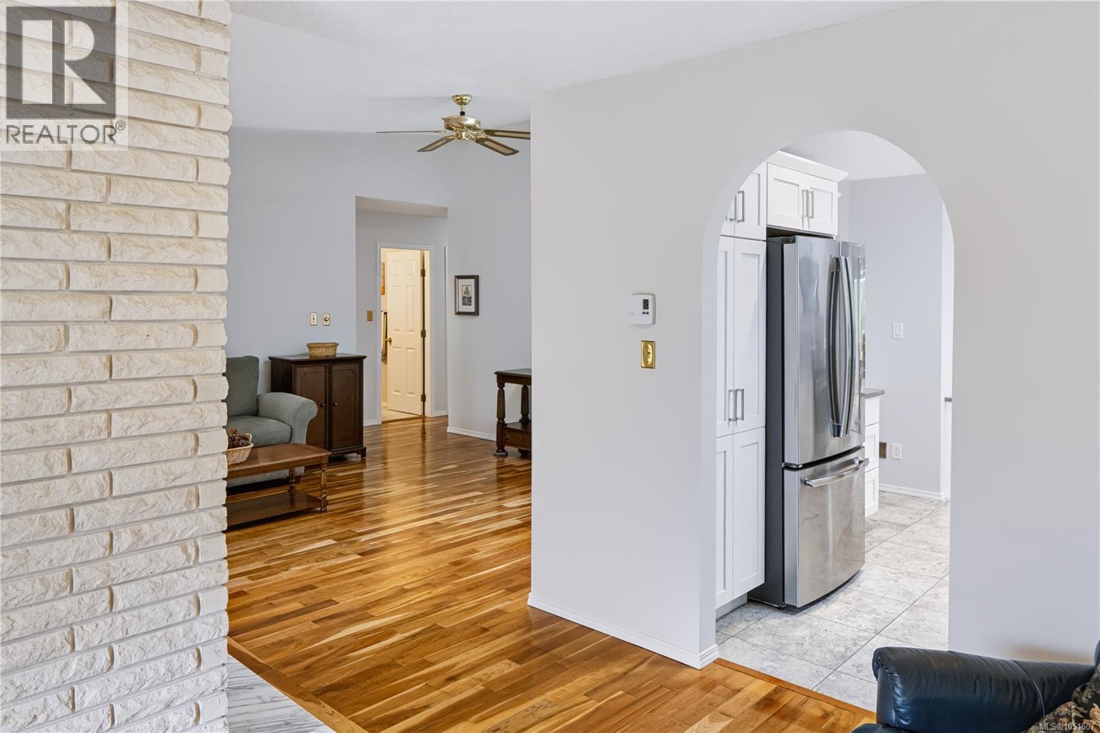 1309 Layritz Pl Property Photo 23