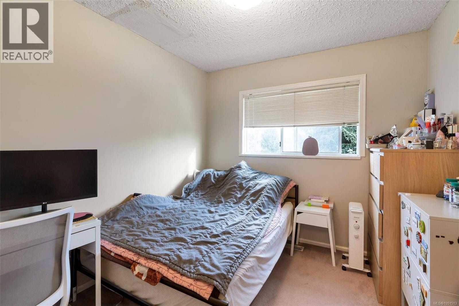 3410 Browning St Property Photo 14
