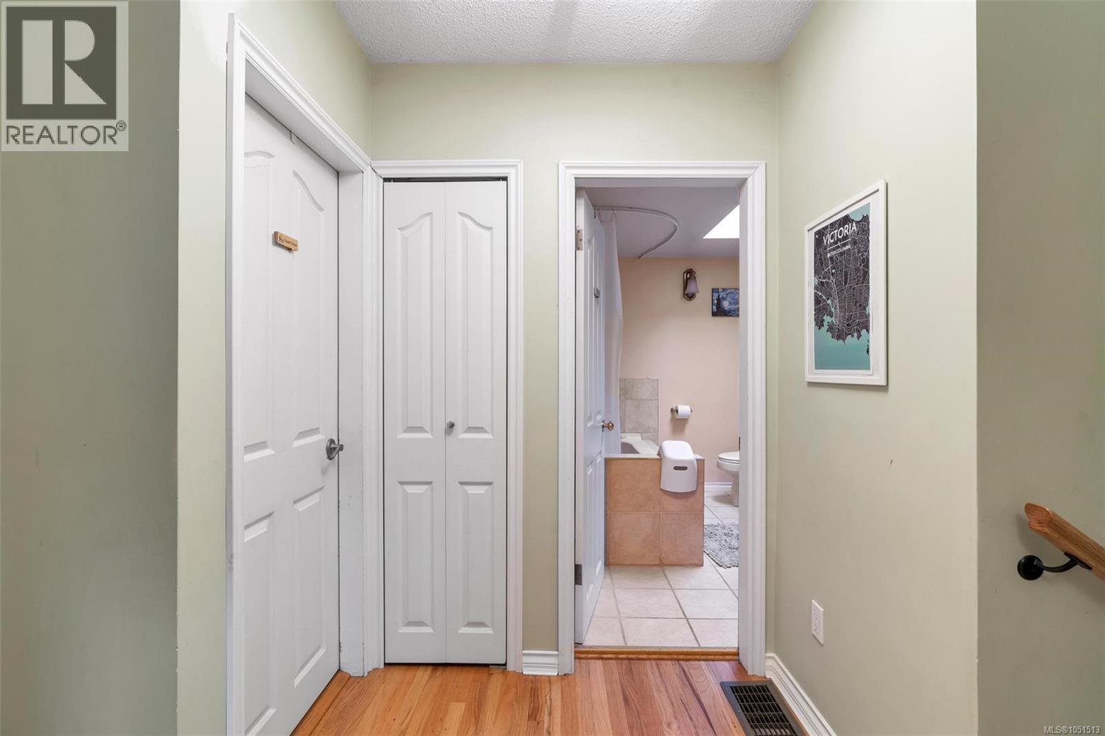 3410 Browning St Property Photo 15