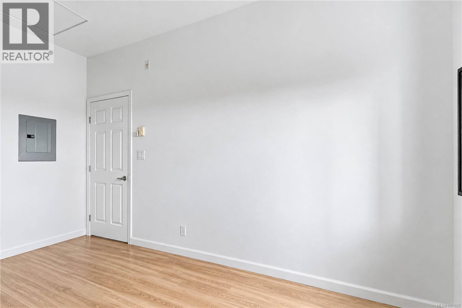 308 1959 Polo Park Crt Property Photo 55
