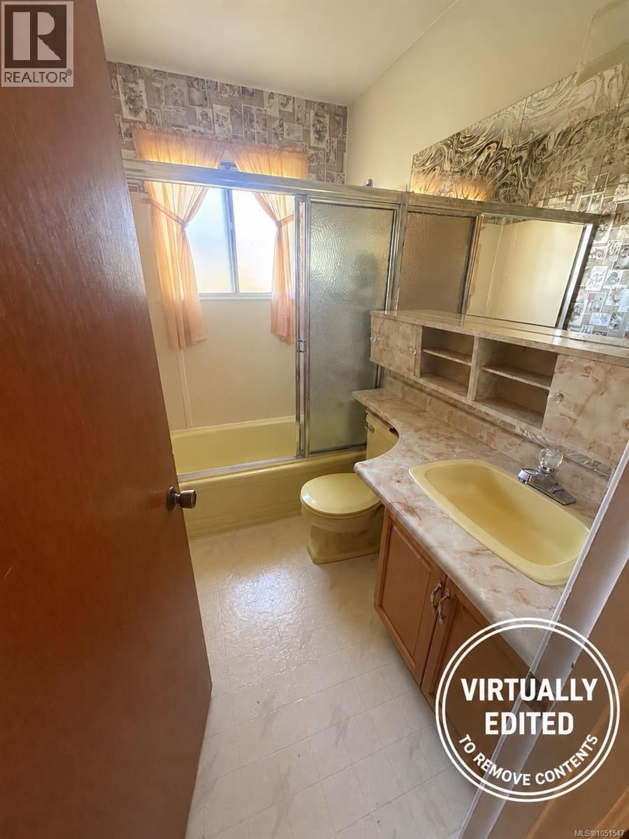 3279 Gibbins Rd Property Photo 13