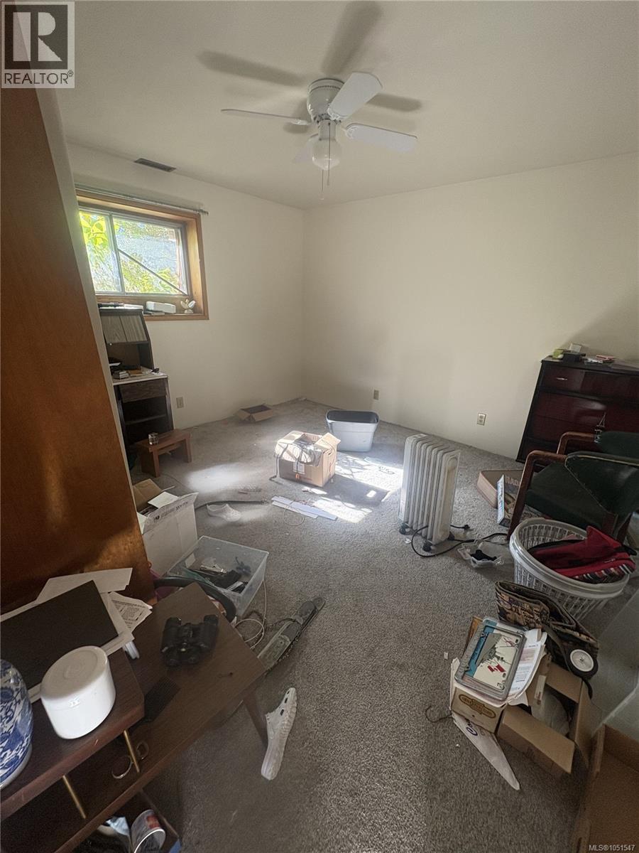 3279 Gibbins Rd Property Photo 17