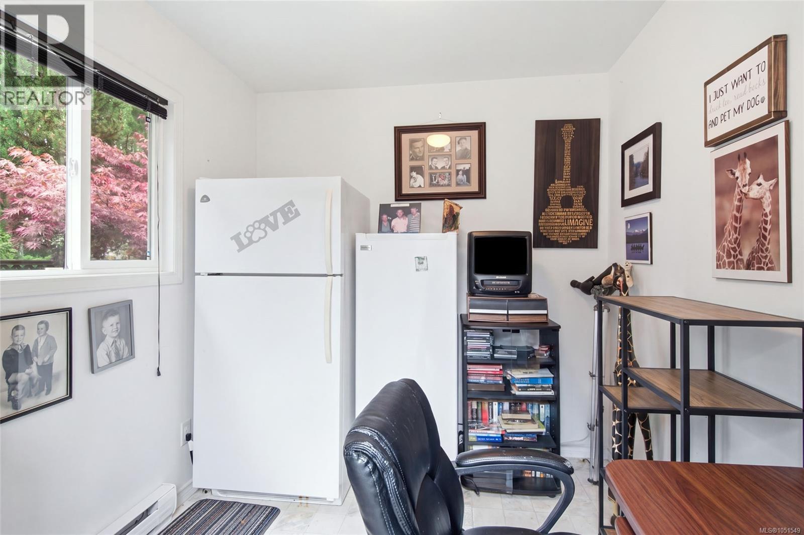 3948 Valewood Dr Property Photo 16