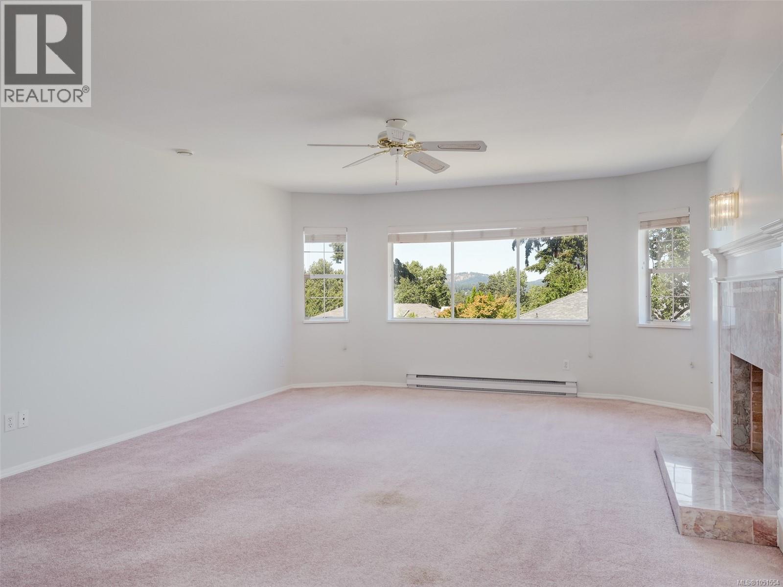 1287 Carmichael Crt Property Photo 5