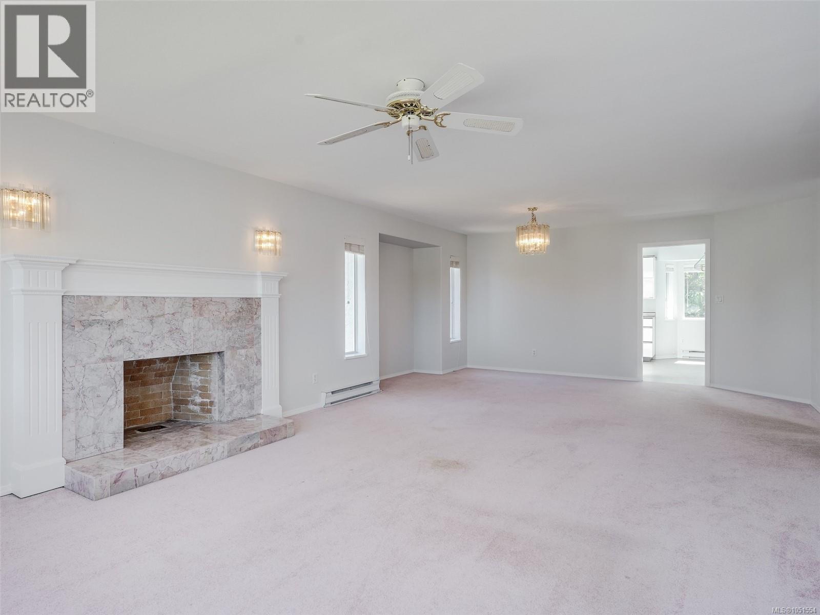 1287 Carmichael Crt Property Photo 6