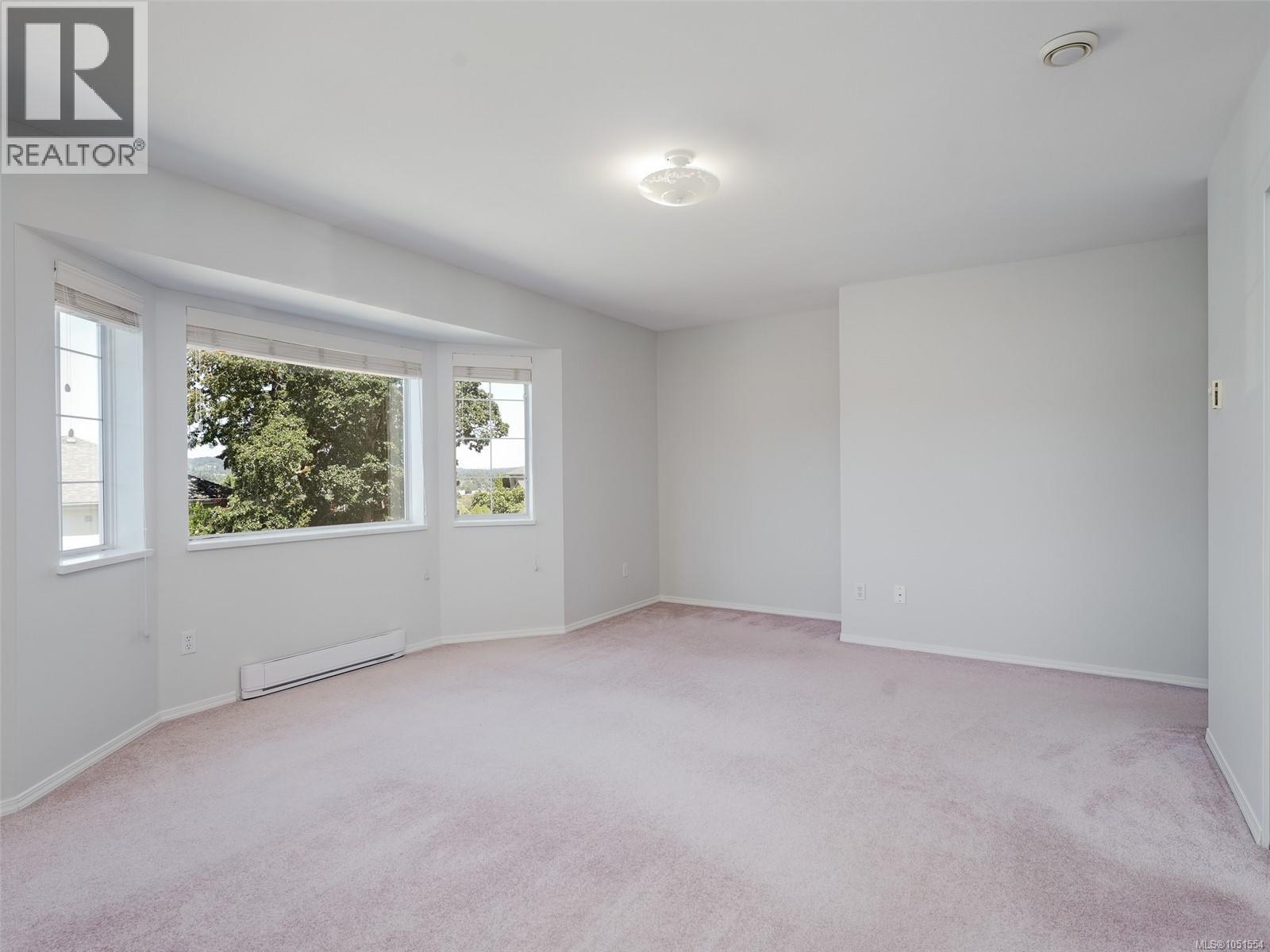 1287 Carmichael Crt Property Photo 18