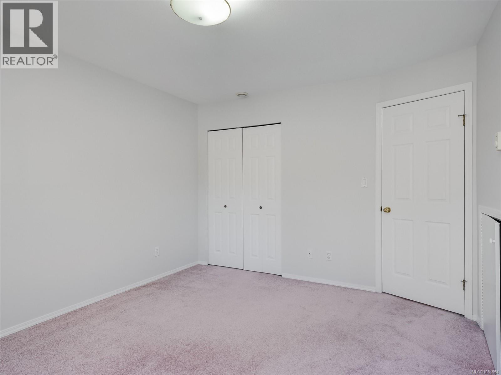 1287 Carmichael Crt Property Photo 22