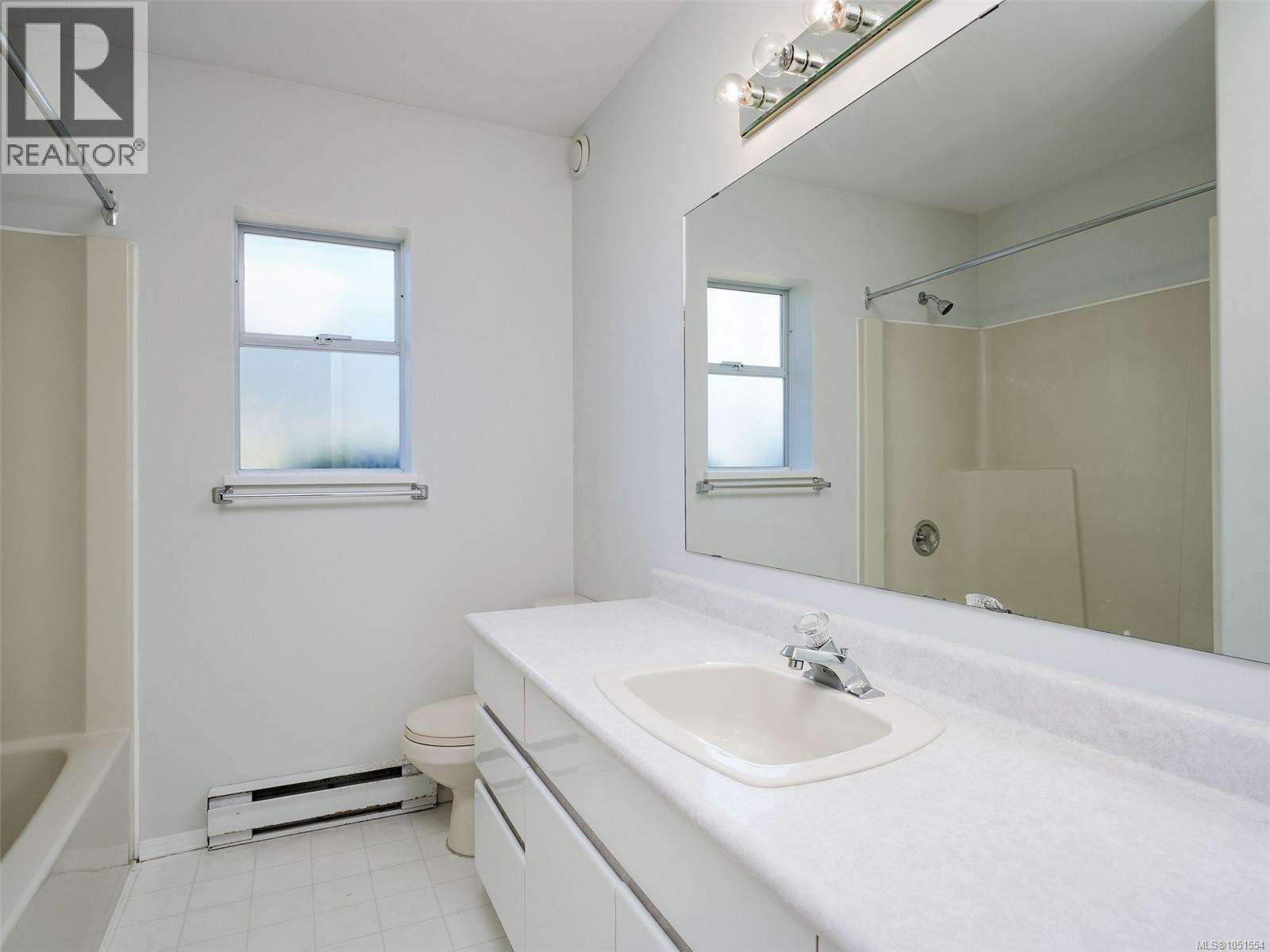 1287 Carmichael Crt Property Photo 27