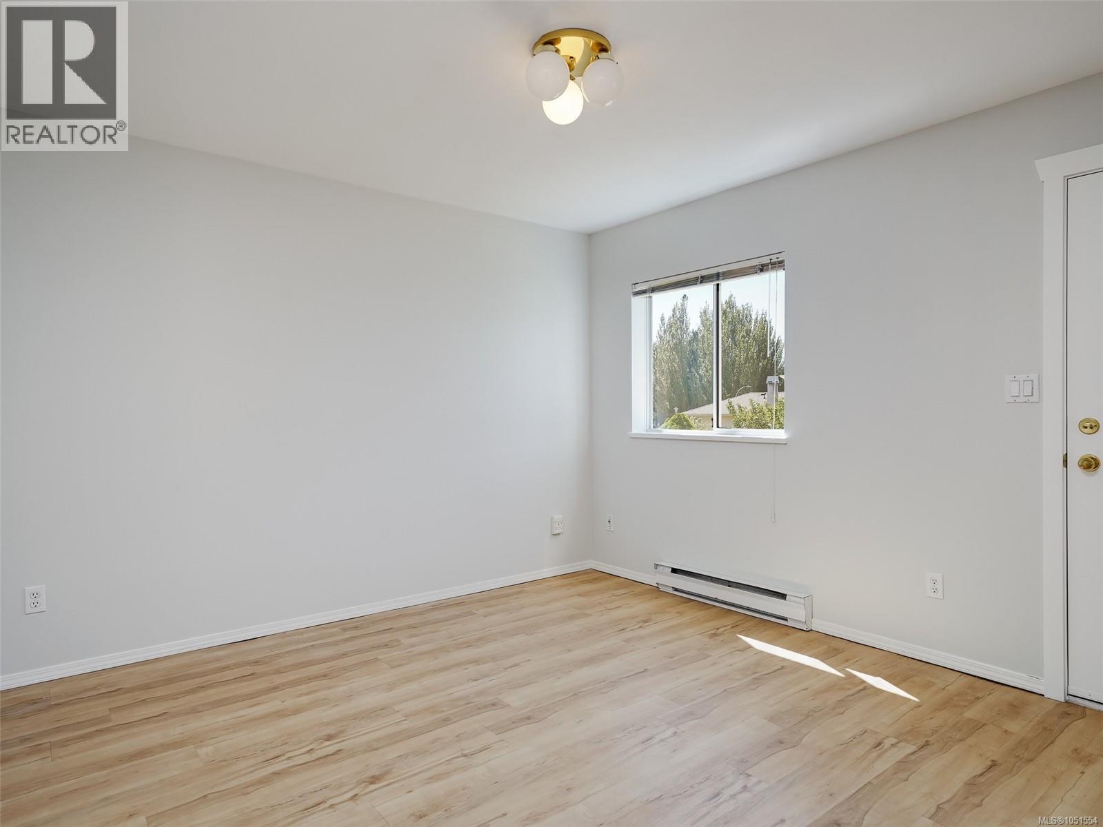 1287 Carmichael Crt Property Photo 29