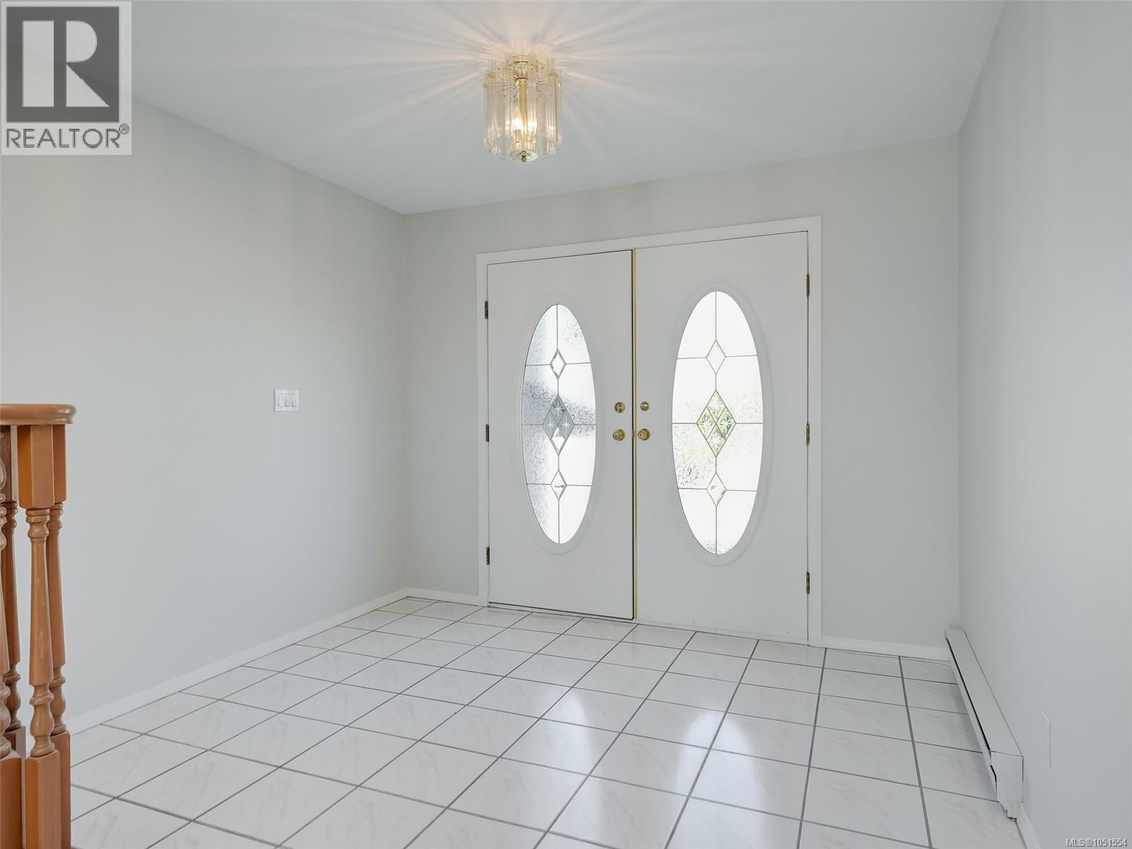 1287 Carmichael Crt Property Photo 32