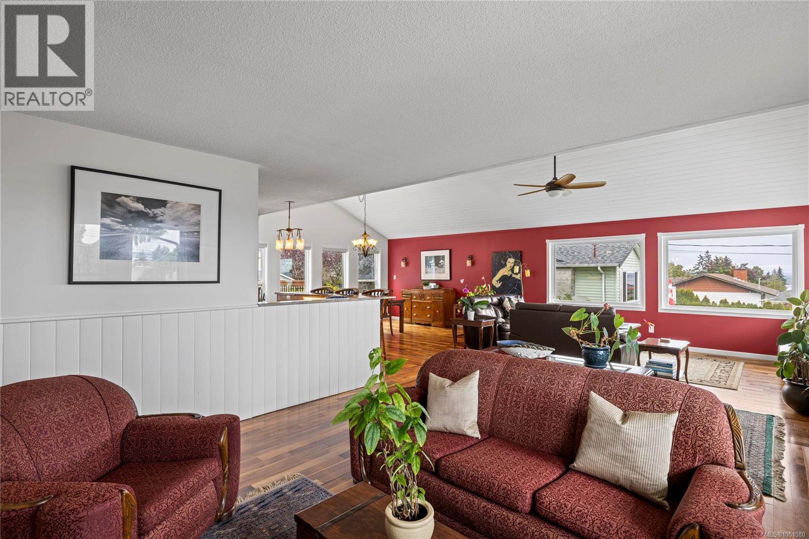 10842 Grandview Rd Property Photo 16