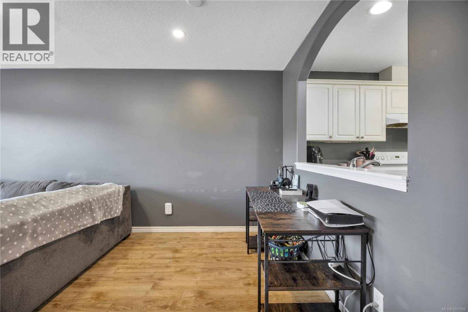 4780 Fairbrook Cres Property Photo 14