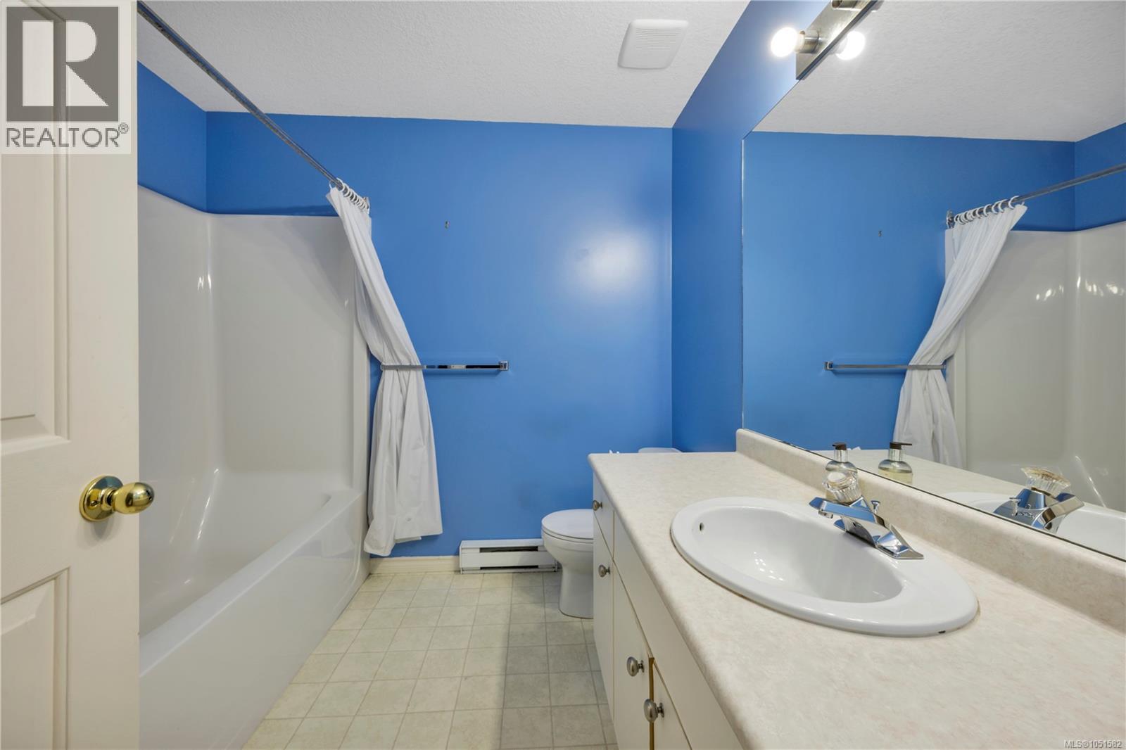 4780 Fairbrook Cres Property Photo 18