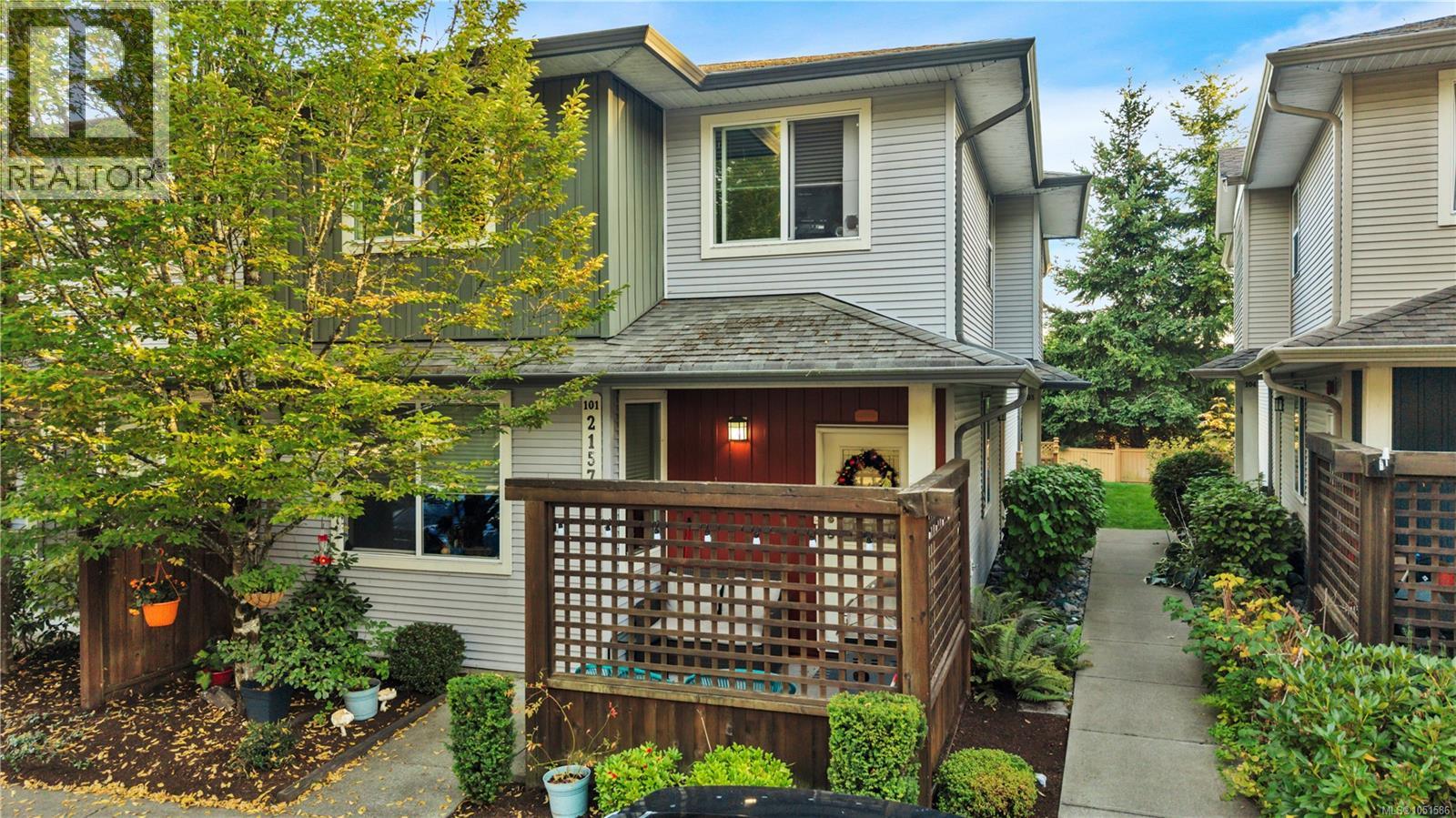 103 2157 Ridgemont Pl Property Photo 1