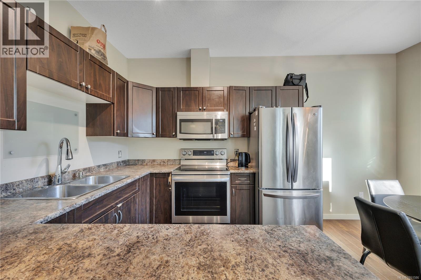103 2157 Ridgemont Pl Property Photo 6