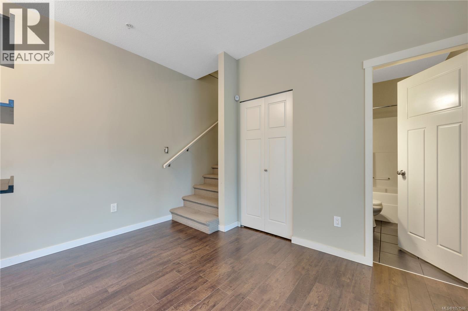 103 2157 Ridgemont Pl Property Photo 10