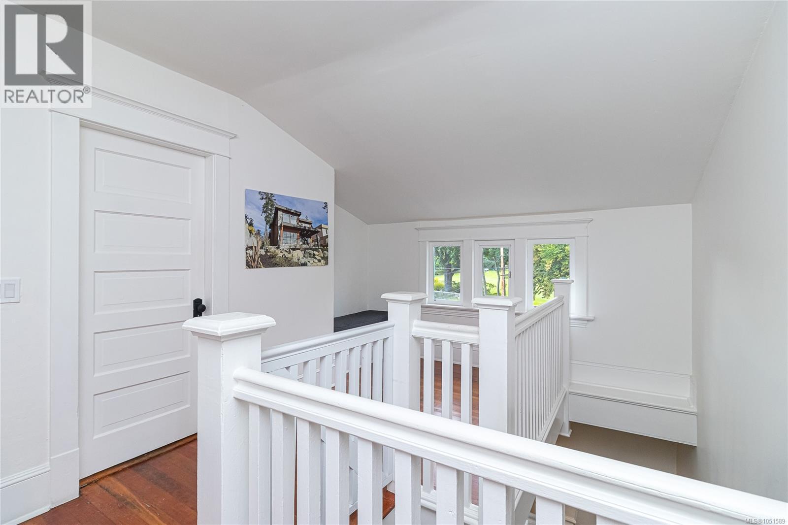 1161 Newport Ave Property Photo 32