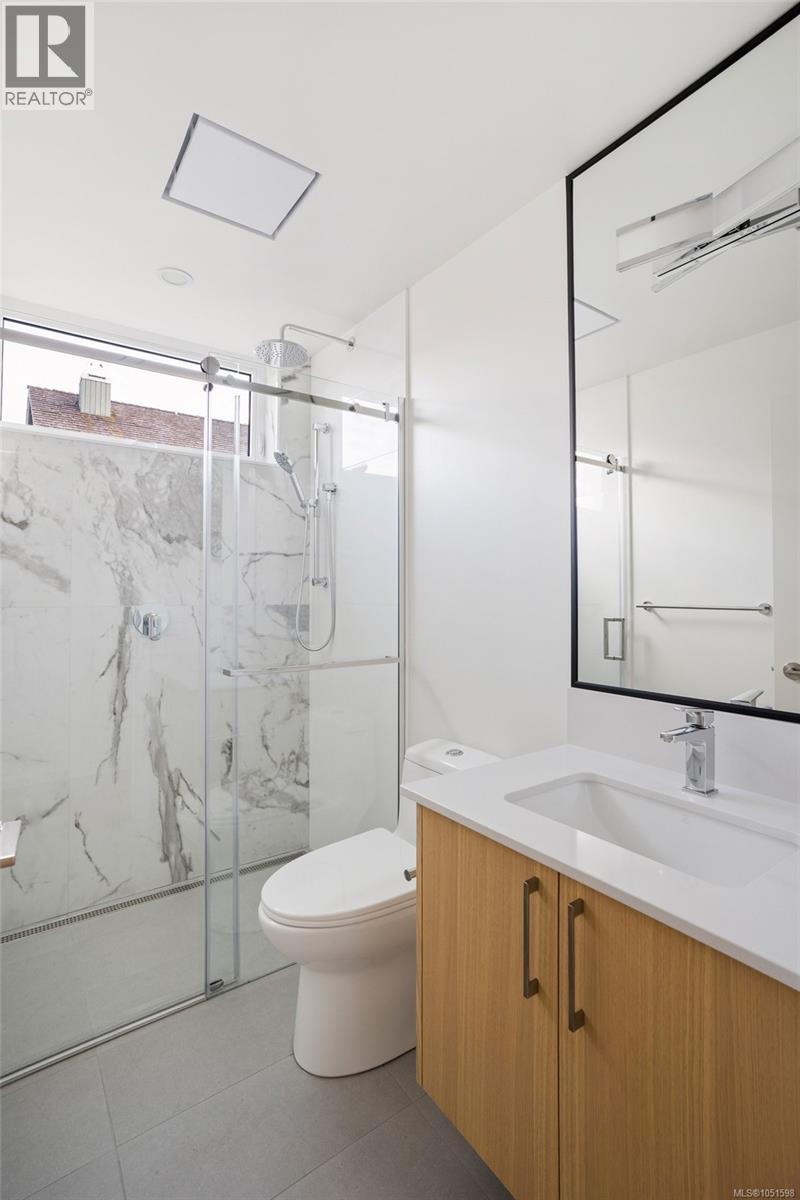 3 2525 Rothesay Ave Property Photo 19