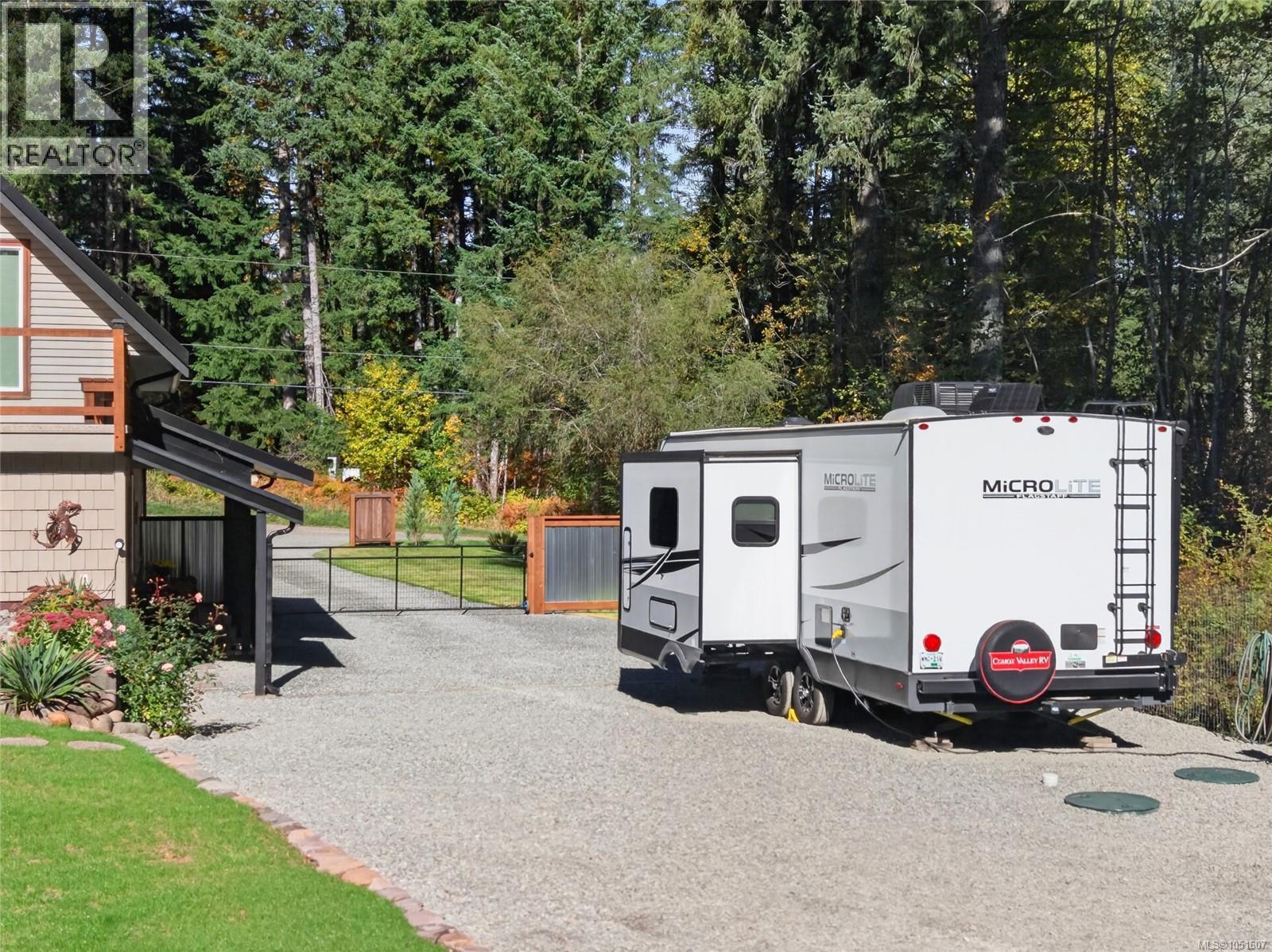 1981 Dzini Rd Property Photo 57