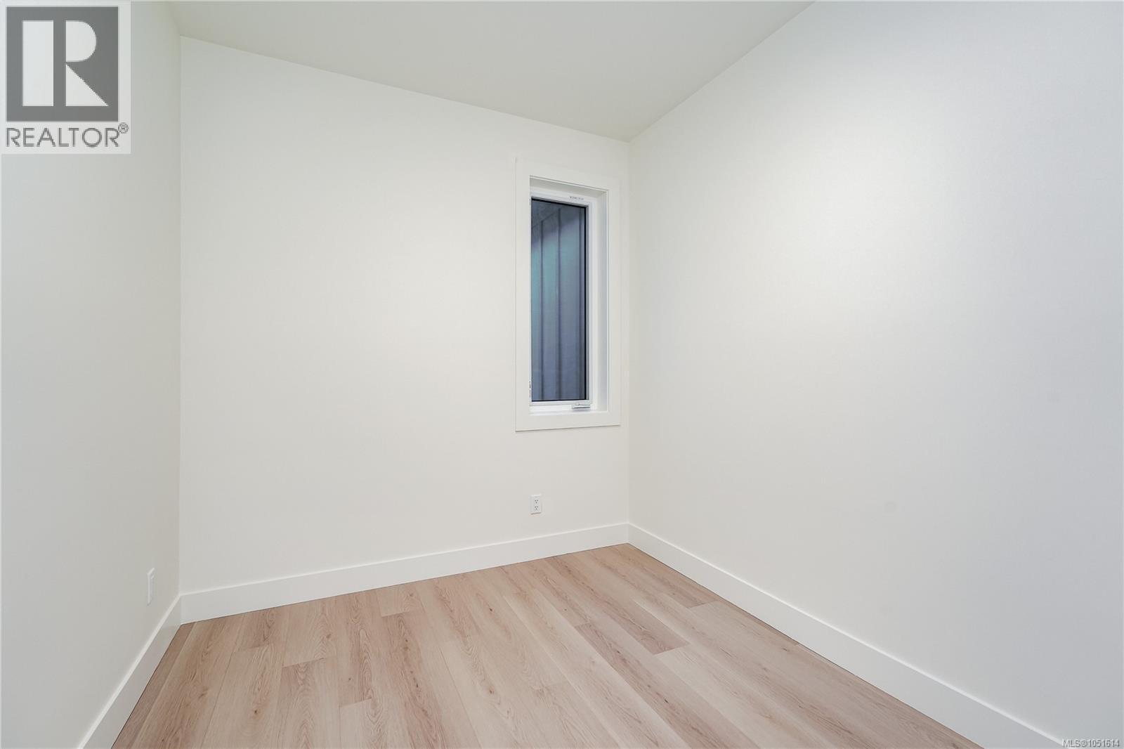 113 960 Jenkins Ave Property Photo 14