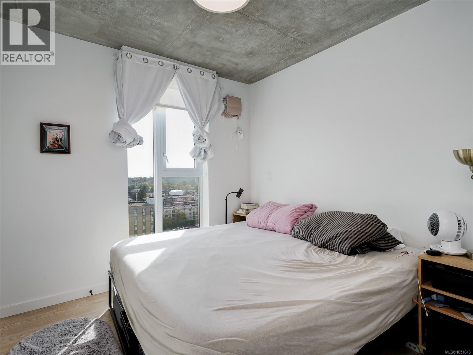 1207 1097 View St Property Photo 9