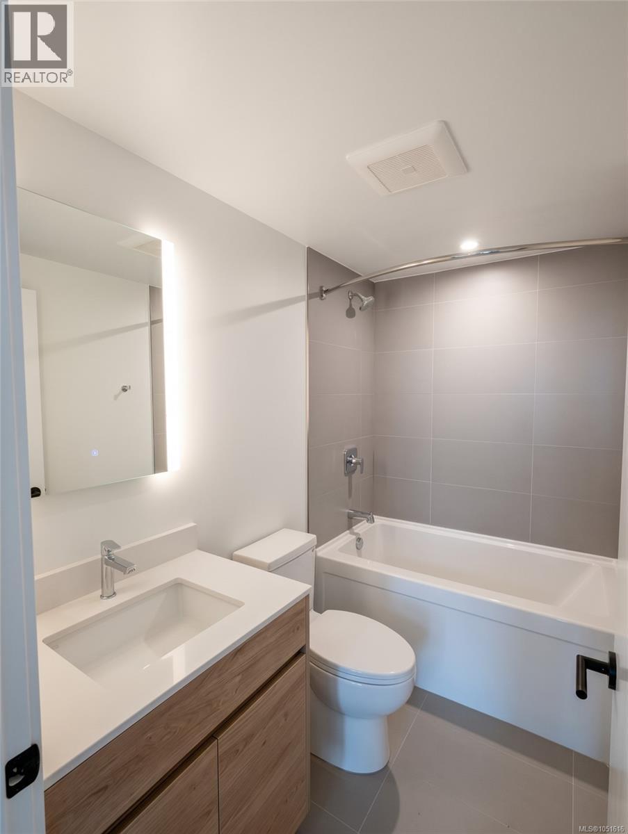 1207 1097 View St Property Photo 11