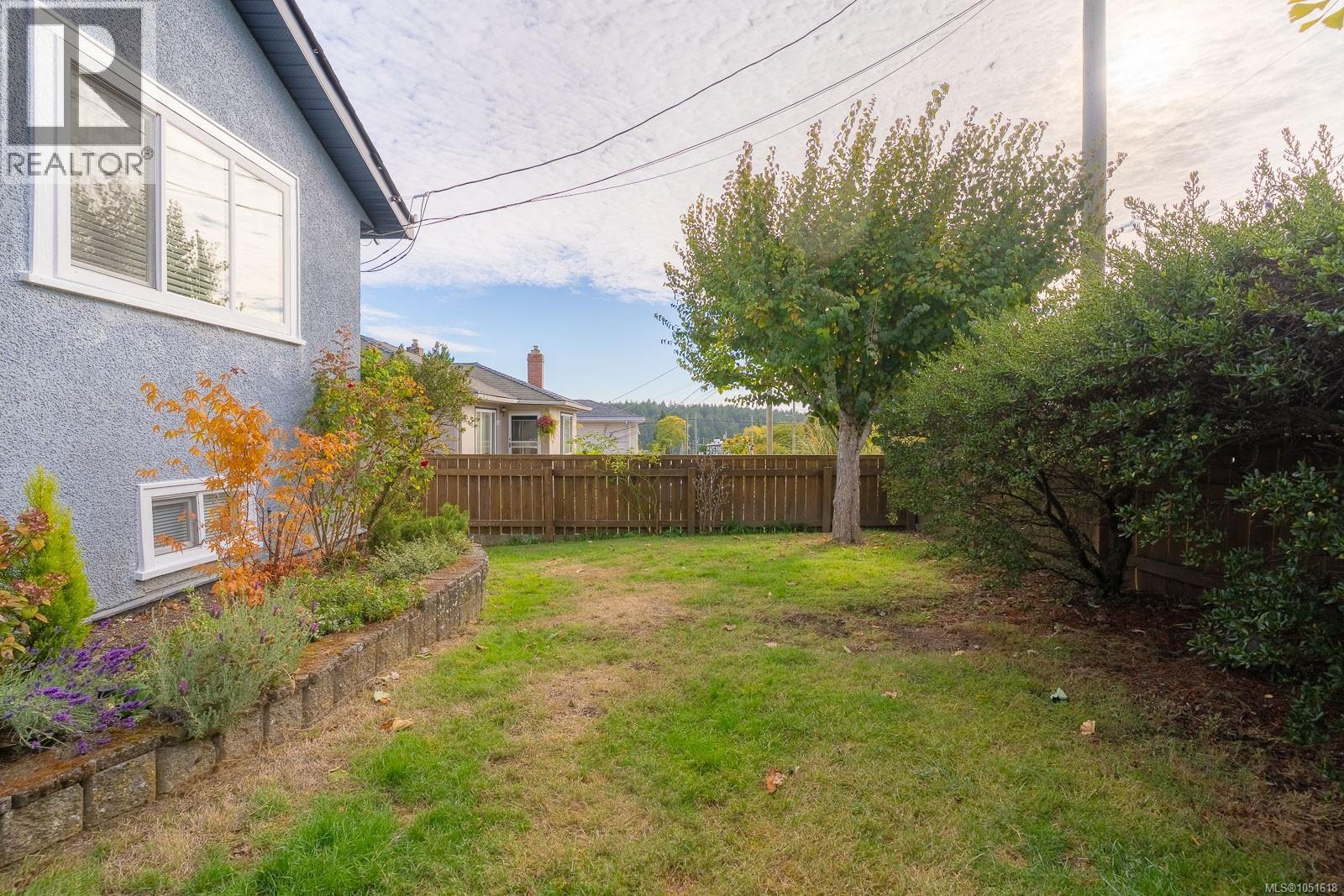 630 Chestnut St Property Photo 42