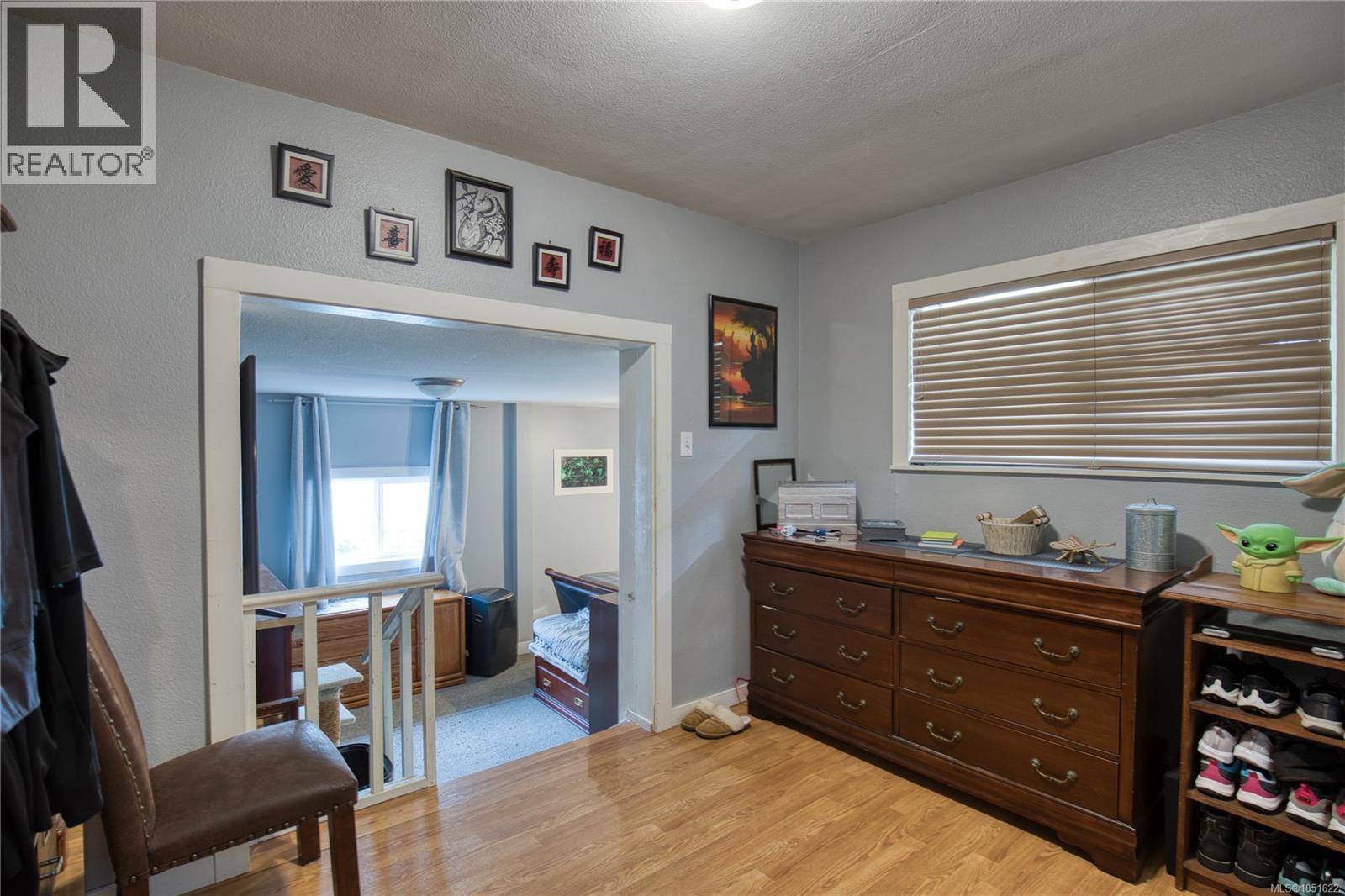 543 Bradley St Property Photo 9