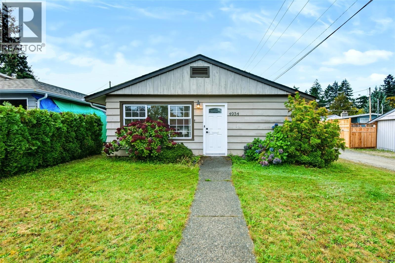 4954 Maitland St Property Photo 20