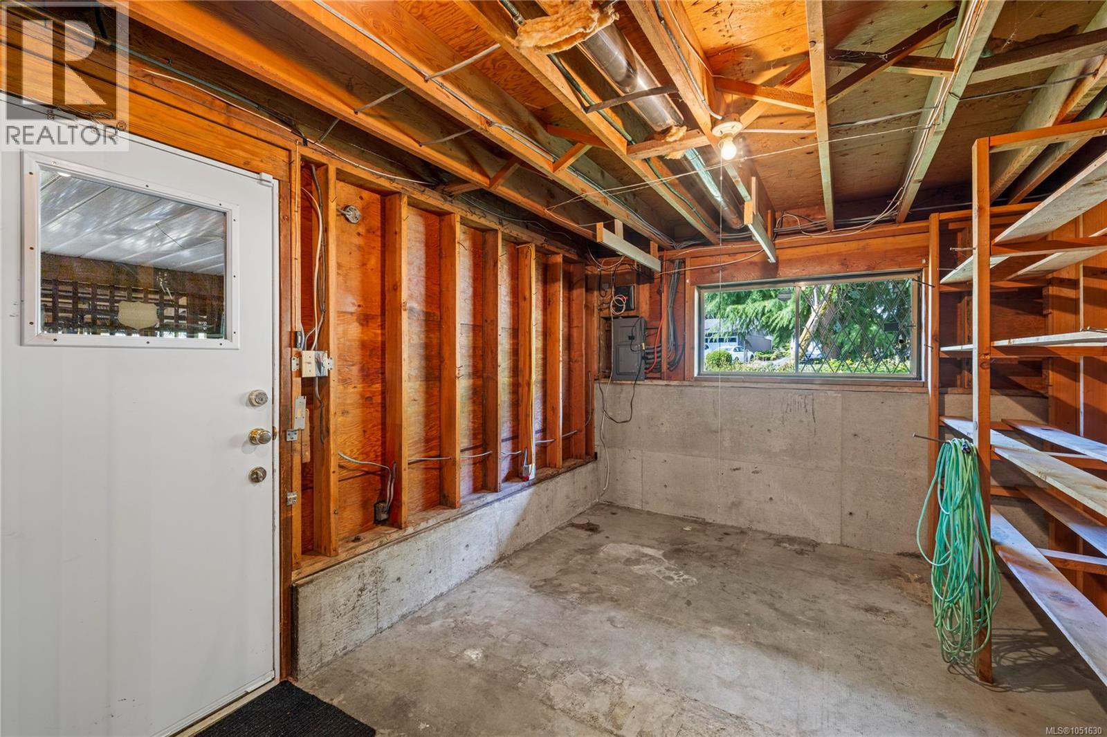2999 King Richard Dr Property Photo 36