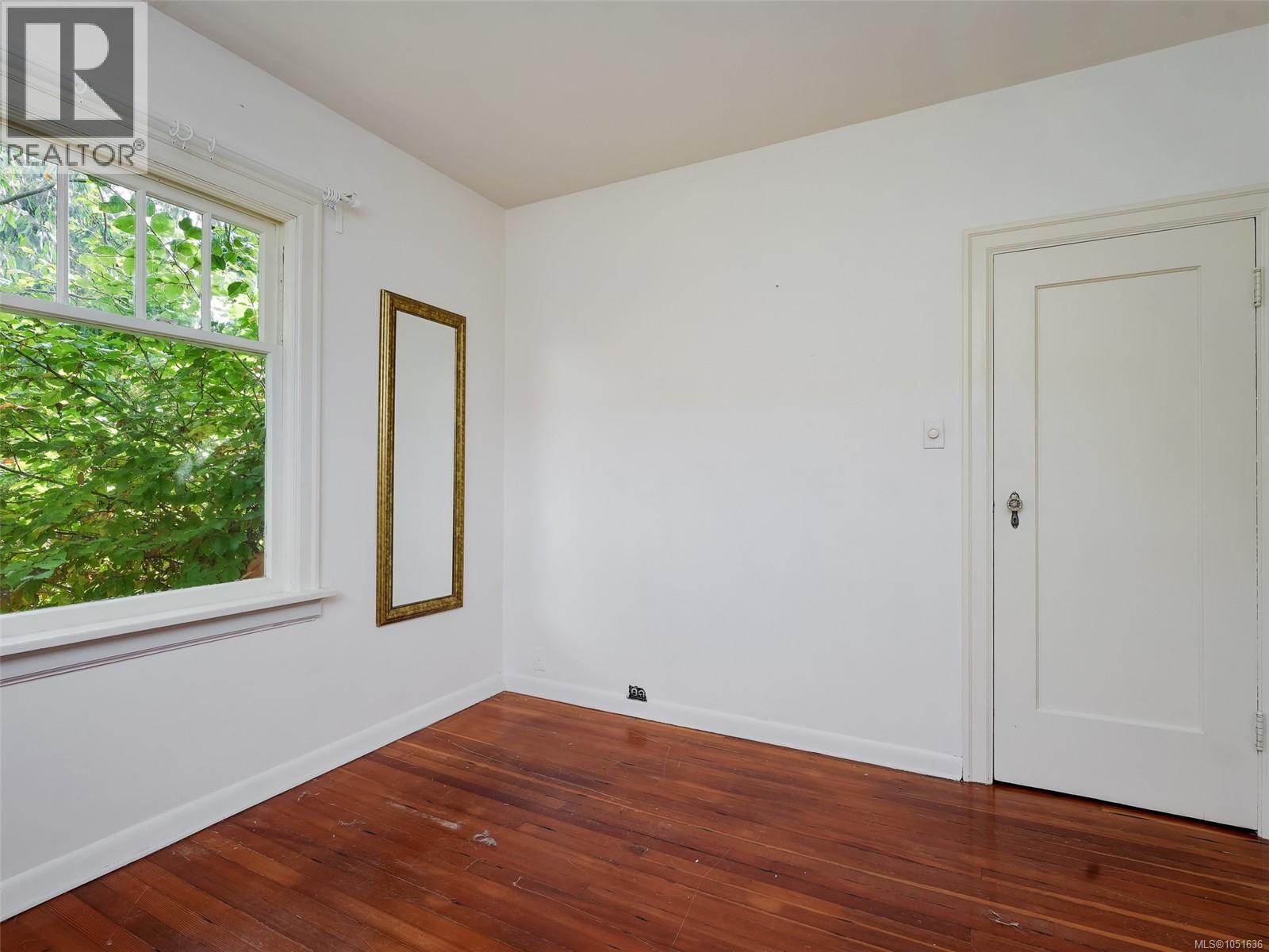 667 St. Patrick St Property Photo 10
