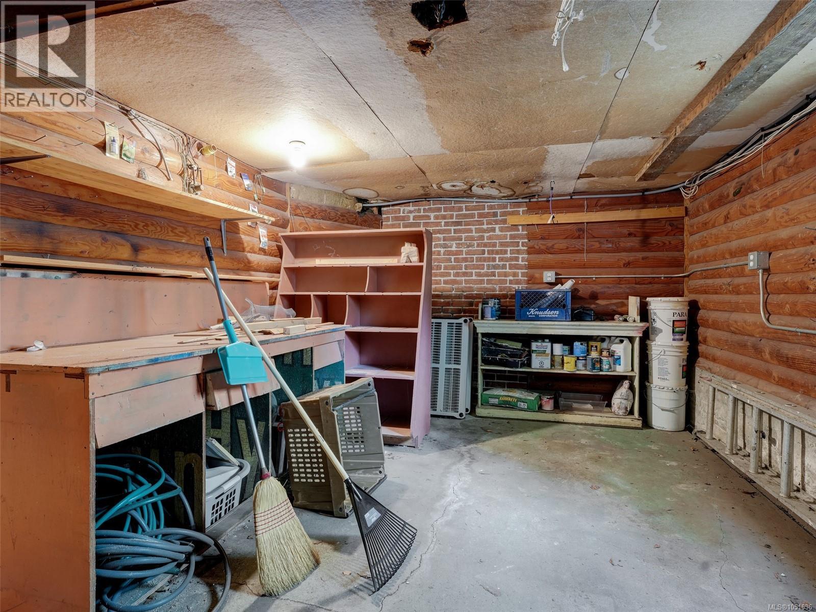 667 St. Patrick St Property Photo 20