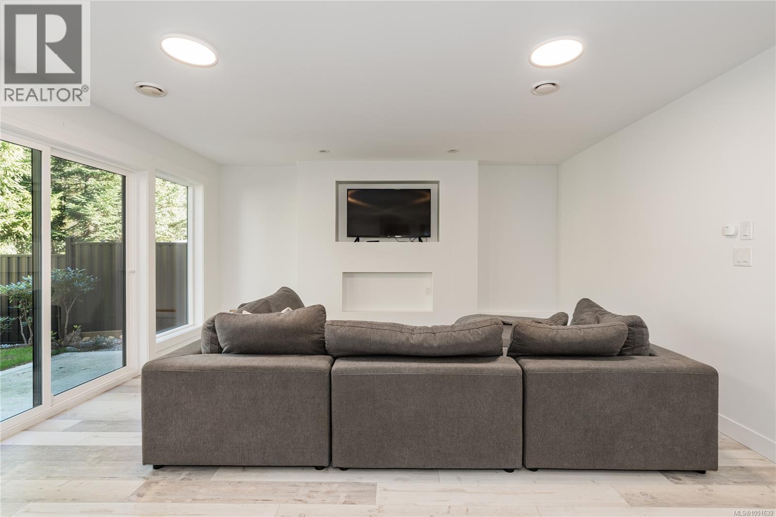 5938 Stillwater Way Property Photo 48