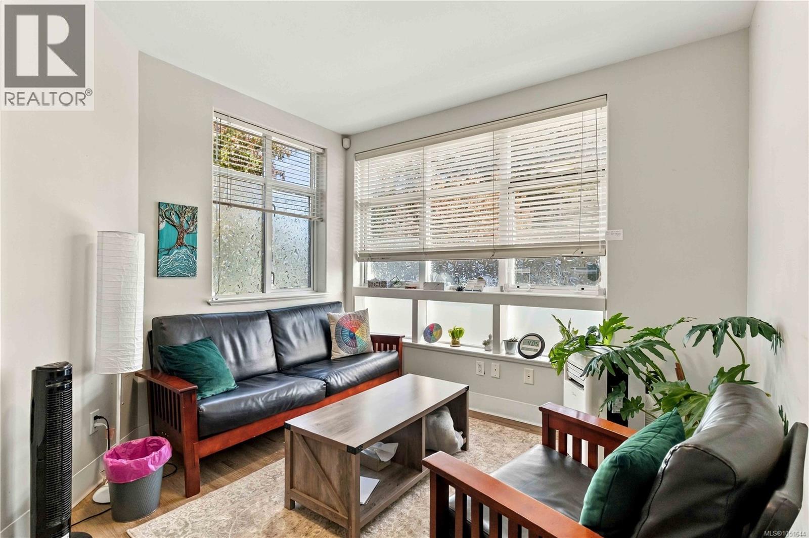 101 2220 Sooke Rd Property Photo 14