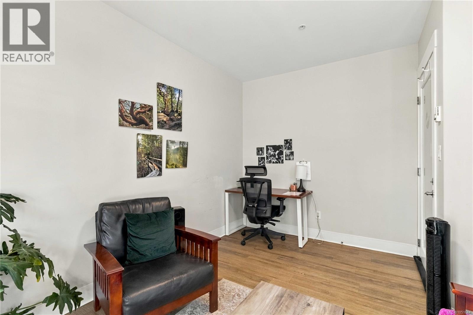 101 2220 Sooke Rd Property Photo 15